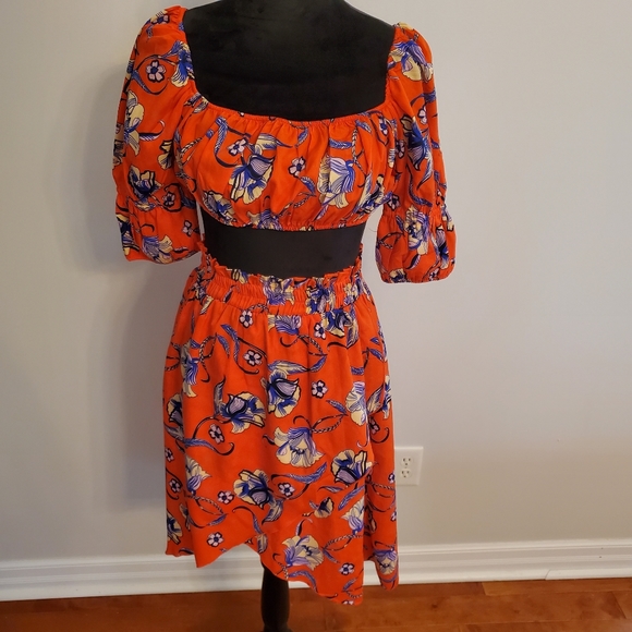 NWT Boohoo Petite Floral Peasant Top & Skirt Set - Picture 2 of 6